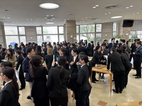 企業様と学生の交流会の様子